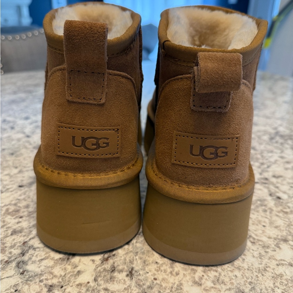 Ugg ultra mini platform